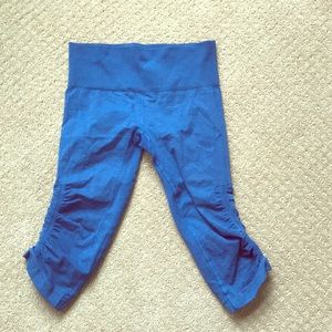 Lululemon royal blue crops